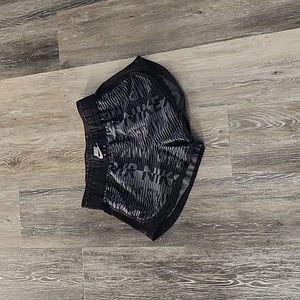 Womens Nike shorts S gray/black